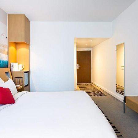 Novotel Bordeaux Centre Ville Bagian luar foto