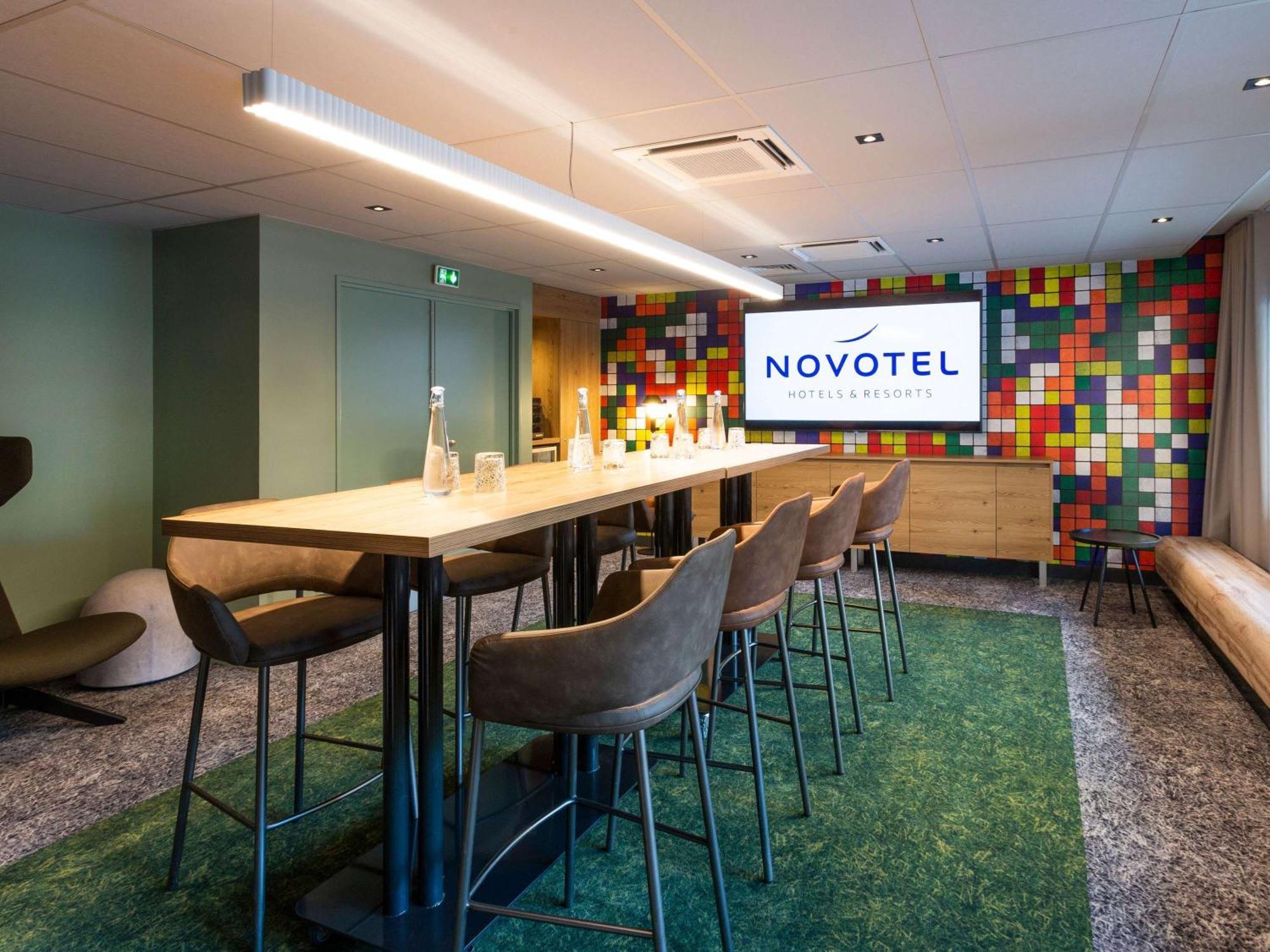 Novotel Bordeaux Centre Ville Bagian luar foto